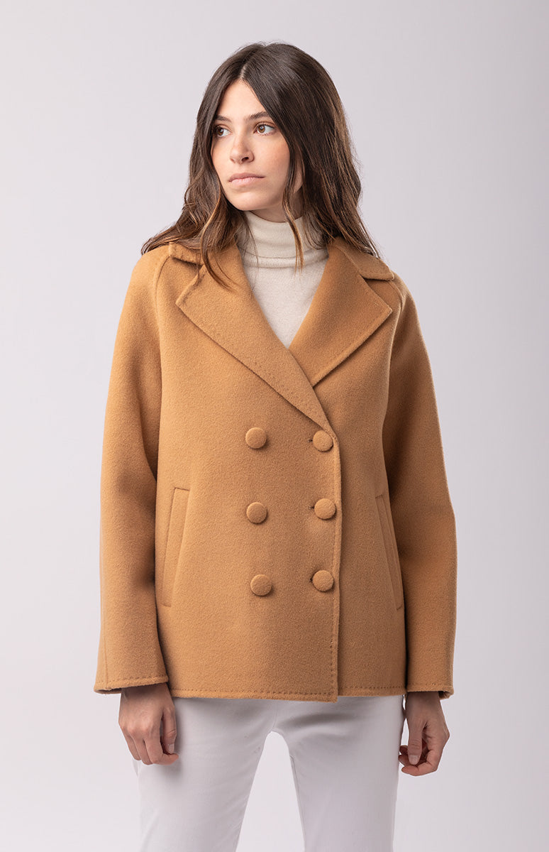 Cappotto Beige Donna doppiopetto su Progetto Seta Cappotto Beige Donna doppiopetto su Progetto Seta
