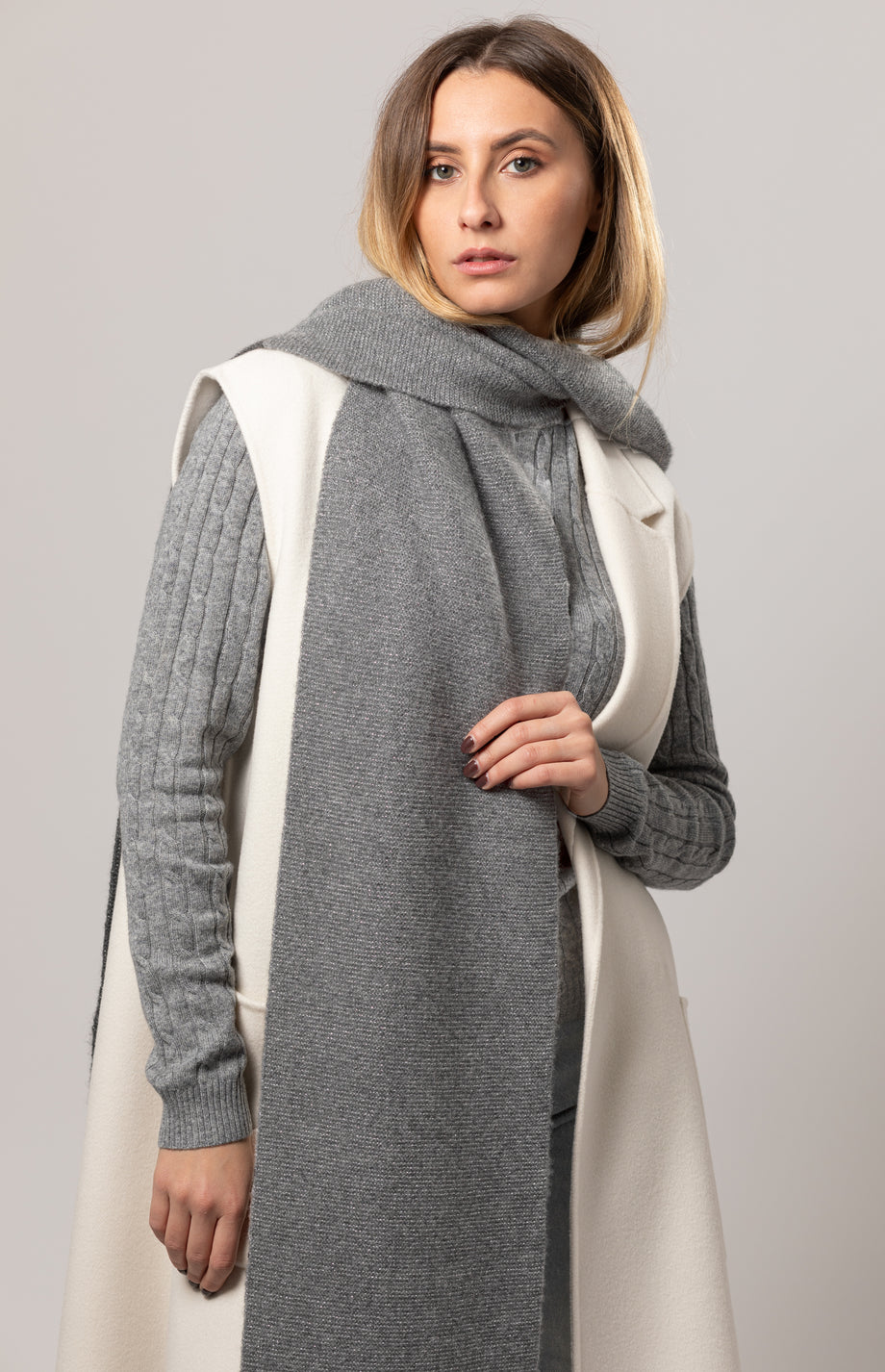 Scarf with hoodie – ONECASHMERE