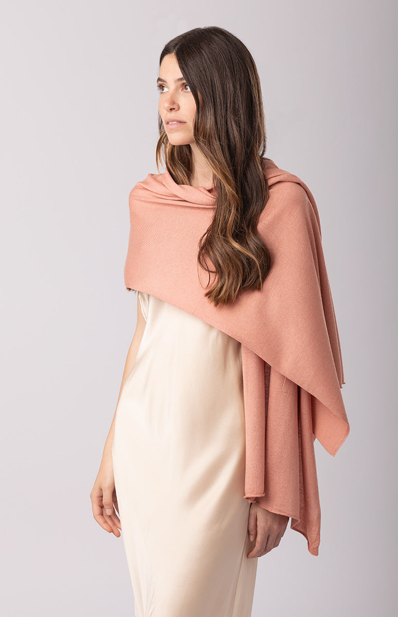 Ad Anello Come Indossare Sciarpa Mantella Stola Donna Elegante